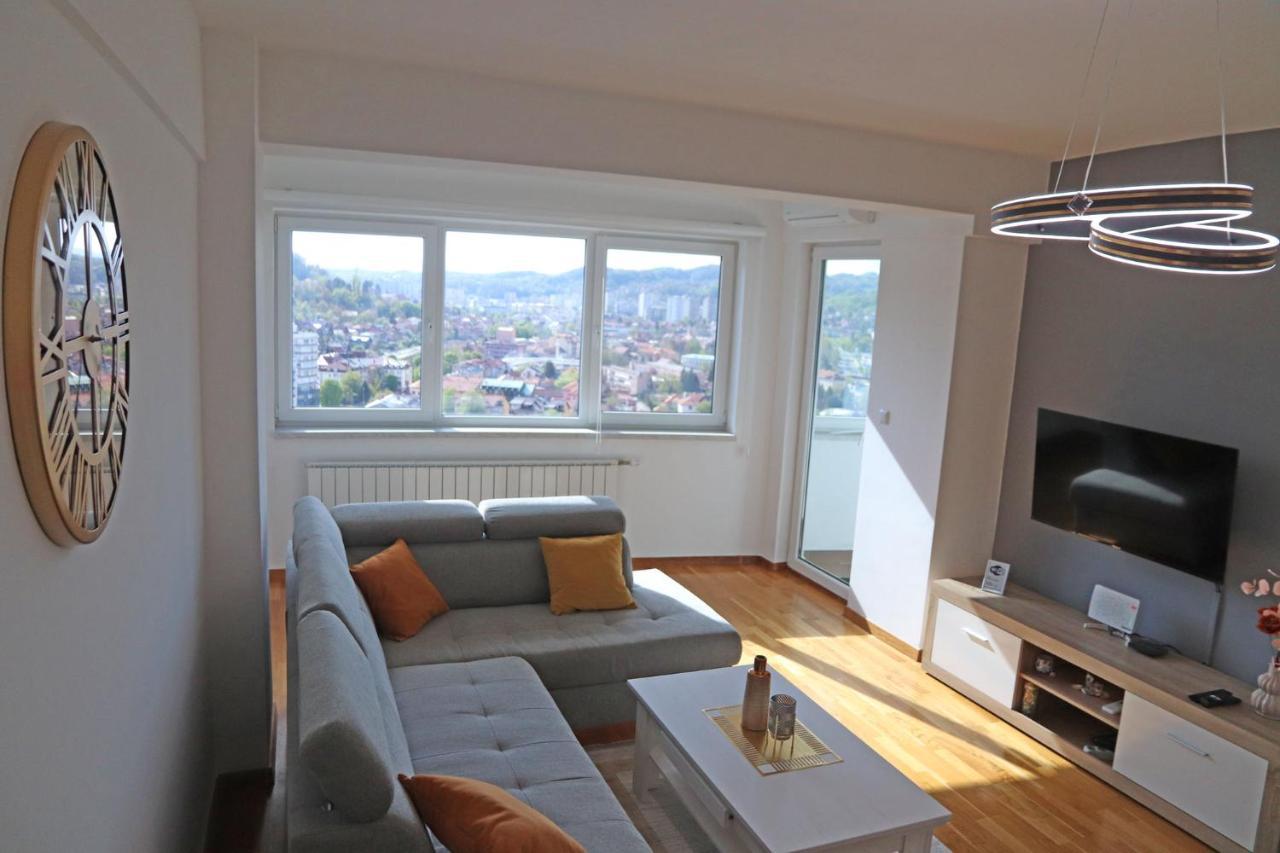 Apartment Cecovic - Mellain 투즐라 외부 사진